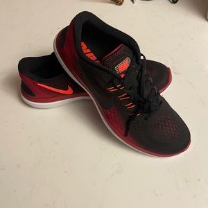Nike Flex 2017 Run shoes size 12